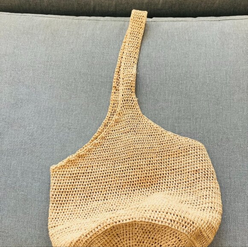 Helen Kaminski Raffia Bag EUC - Picture 5 of 9